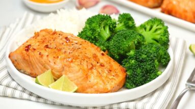 Honey Garlic Salmon | Healthy + Quick + Easy Dinner Recipe
