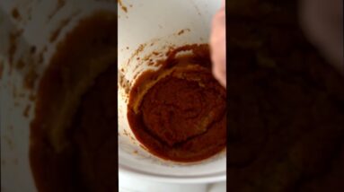 Homemade apple cider vinegar. Join our recipe club https://pages.thehappypear.ie/recipe-club