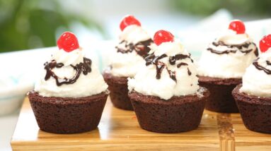 Brownie Bowl Ice Cream Sundaes & Ultimate Iced Mochas