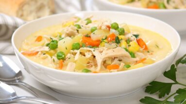Chicken Pot Pie Soup | Hearty Fall Soup Recipe