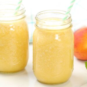 Iced Peach Green Tea Lemonade | Healthy Starbucks Inspired Summer Drink