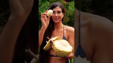 DURIAN FRUIT! ???????????? One of my favorites! ???? Are you a durian lover or nah???