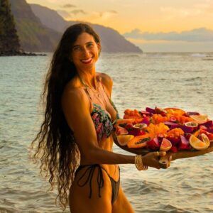 RAW VEGAN FOR 20 YEARS 🌺 What I Eat in a Day 🥭 Week in the Life on My Farm Hawaii 🌴 Rawversary Vlog