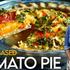 This Plant-Based Tomato Pie is My Favorite Summer Recipe! #vegan #glutenfree #oilfree
