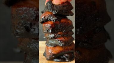 Our secret to the BEST plant-based shawarma with meaty textures 🔥