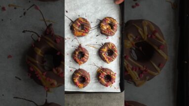 These Chocolate Apple ‘Doughnut’ Rings are a super indulgent healthier treat!