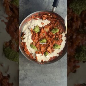 One pan, 20 minutes, zero oven, 100% flavour! High Protein Plant-based Lasagna 💯