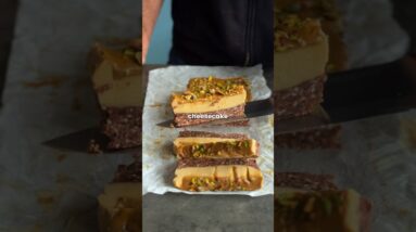 NO BAKE PISTACHIO CHEESECAKE 50% off our App Membership with 800+ recipes 🌱