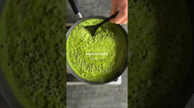 This 10 minute green dal is packed with fibre, protein & nutrients - the perfect new year reset!