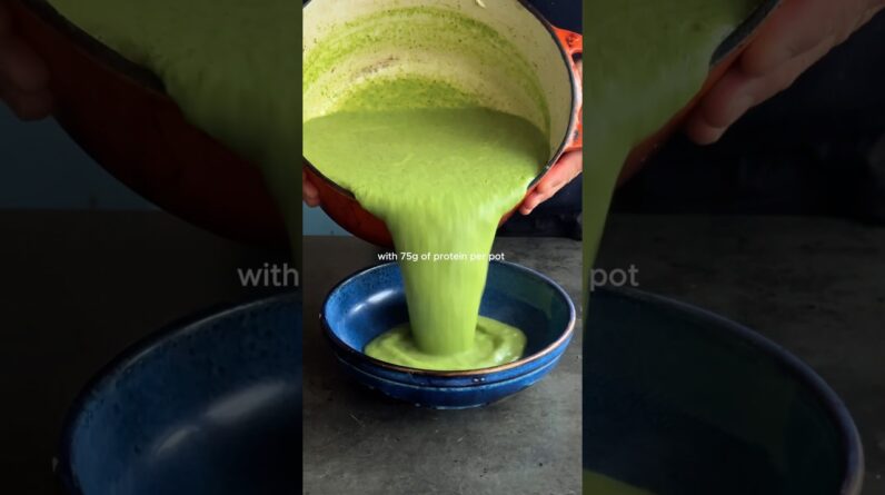 HIGH PROTEIN BROCCOLI & BEAN SOUP 🥦 Creamy & packed with plant protein and fibre, no cream needed!