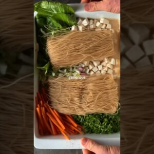 One dish. Five minutes prep. Zero stress. 🔥This was one of our most watched videos last year!