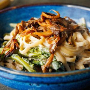 CREAMY MUSHROOM PASTA in 10 MINUTES