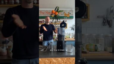 Feeling tired all the time? Our Iron-Support Juice is a brilliant way to pack in iron rich foods! 💪